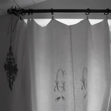 Bed & Breakfast Du Cote De L'ombriere 4*