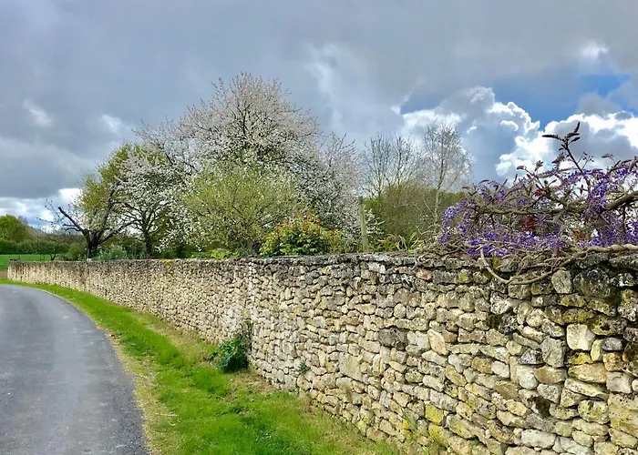 فندق مبيت وإفطار Du Cote De L'ombriere