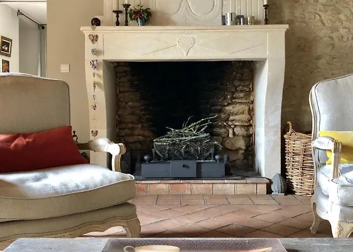 Du Cote De L'ombriere 4* Geay (Charente-Maritime)