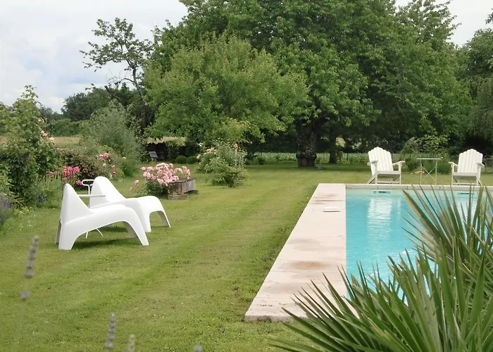 Du Cote De L'ombriere 4*