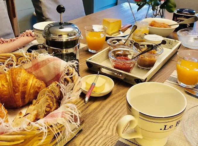 فندق مبيت وإفطار Du Cote De L'ombriere