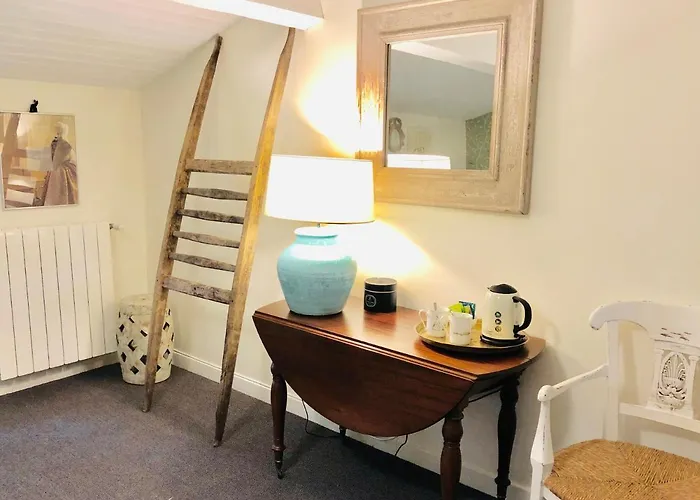 Du Cote De L'ombriere 4*