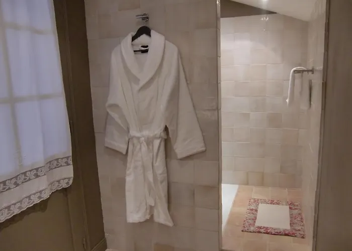 Du Cote De L'ombriere Geay (Charente-Maritime)